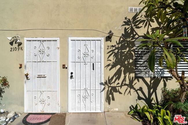 Building Photo - 2109 S Marvin Ave