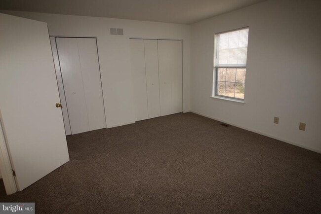 Building Photo - 2437 Norrington Dr
