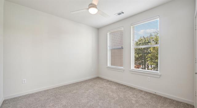 Building Photo - 4600 E McKinney St
