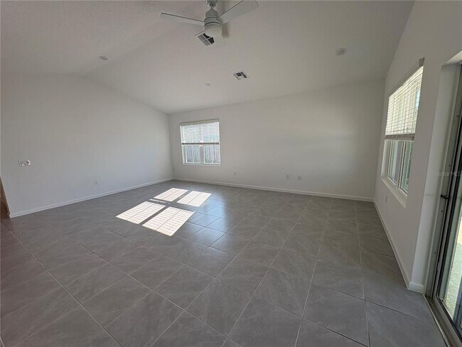 Building Photo - 25 Lewis Shire Pl