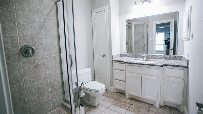 Building Photo - 4144 Greystone Way