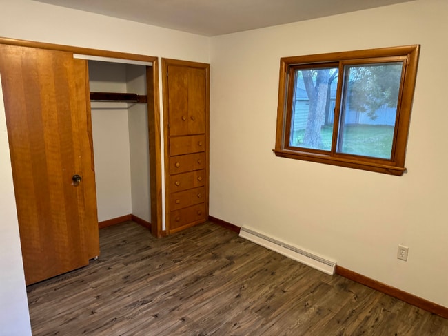 Building Photo - 401 W 14th St