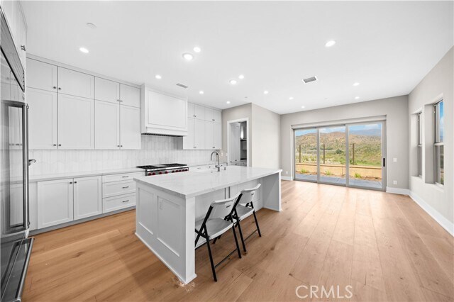 Building Photo - 130 Mossvine