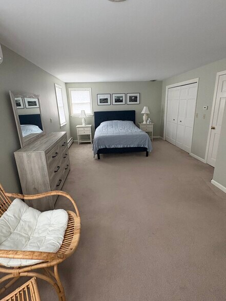 Building Photo - 243 Huckins Neck Rd