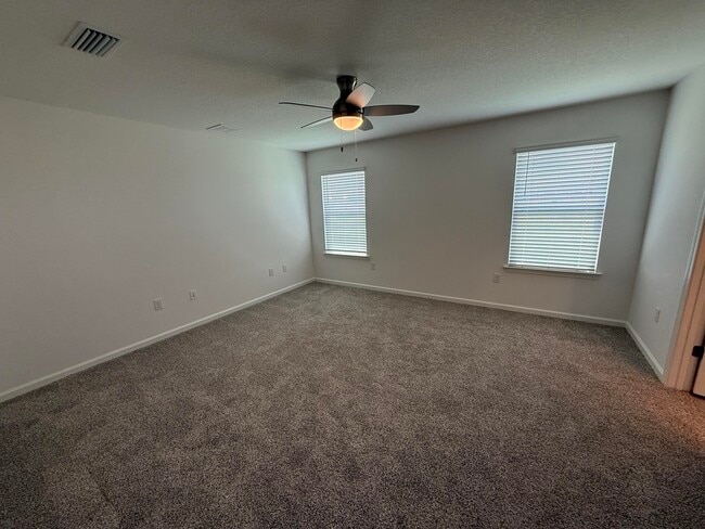 Building Photo - 225 Gray Owl Dr