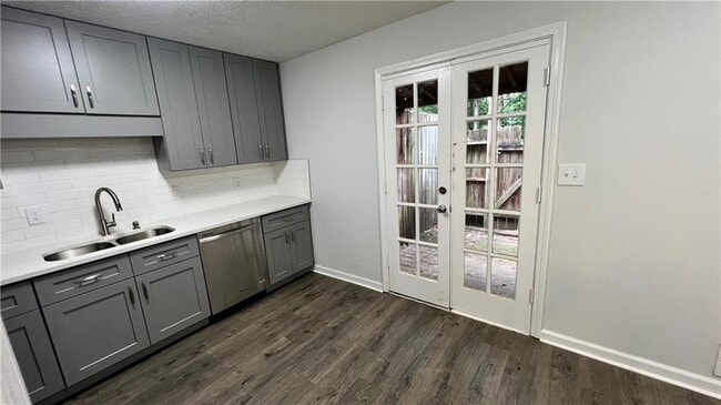 Building Photo - 4007 Burns Rd NW