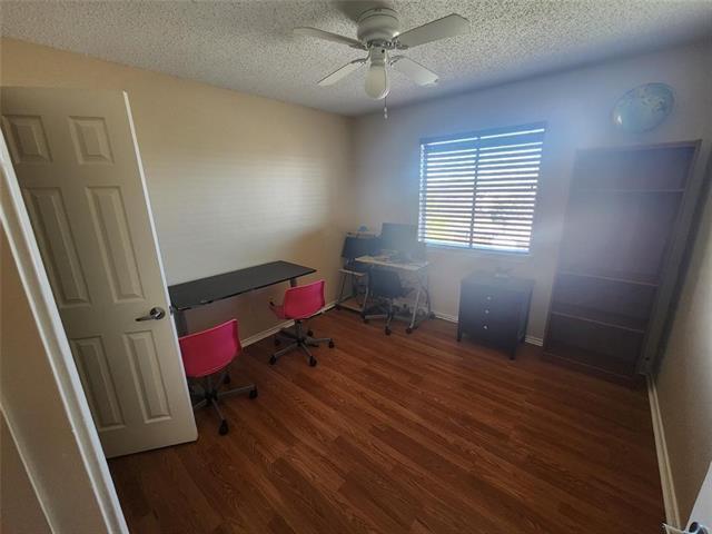 Building Photo - 1416 Poplar Dr