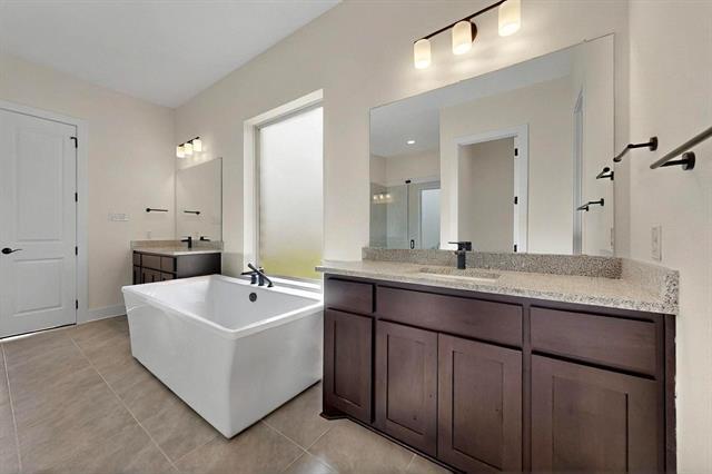 Building Photo - 3025 Oak Crk Ct