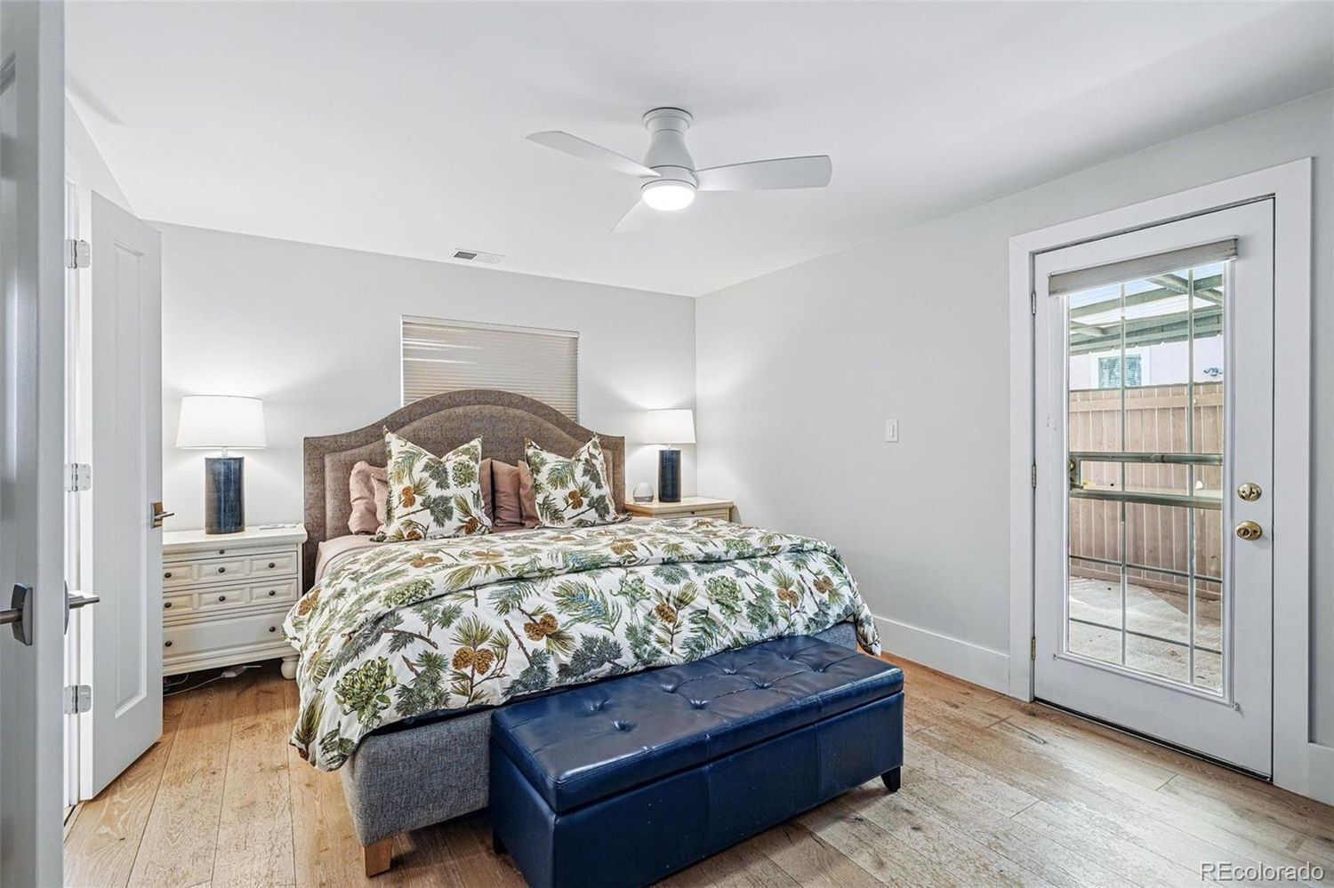 Primary Bedroom - 796 Ivanhoe St
