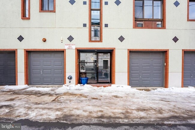 Building Photo - 763 S 8th St