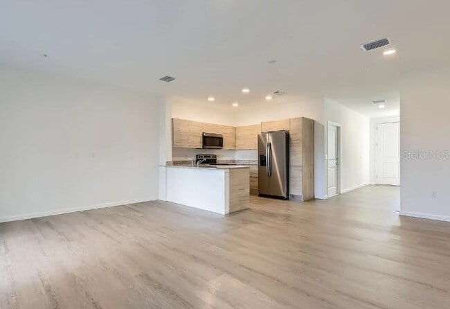 Building Photo - 1213 Southstation Pl