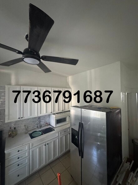 Building Photo - 5424 S Honore St