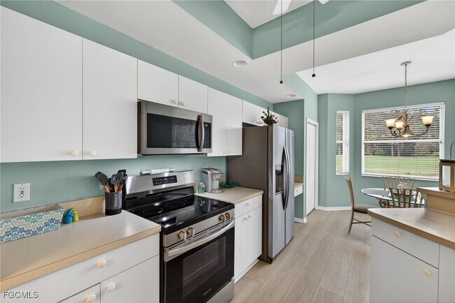 Building Photo - 2925 Cypress Trace Cir