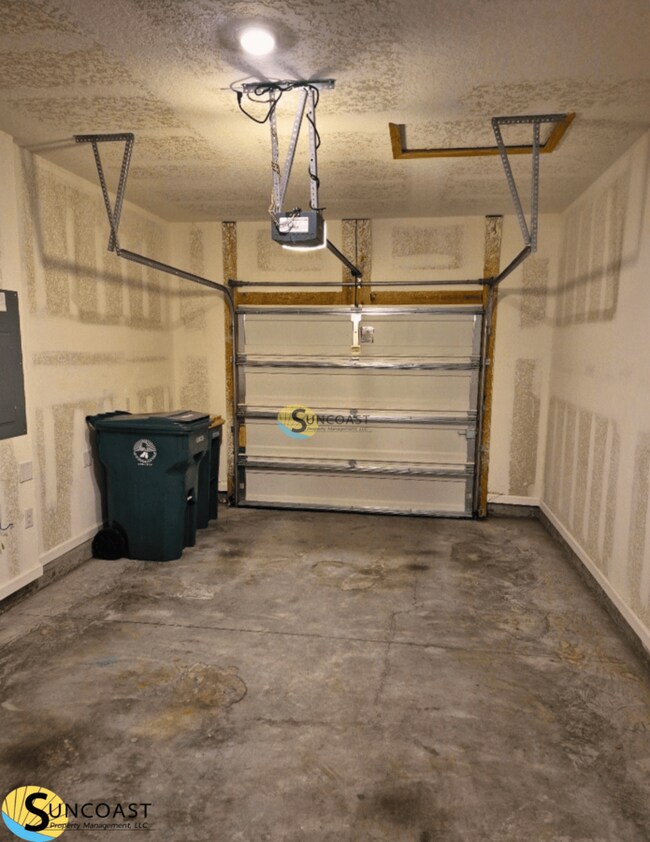 Building Photo - 7601 Legacy Trl