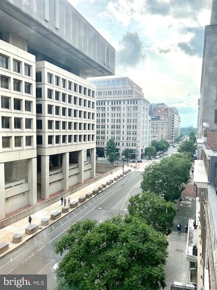 Building Photo - 915 E Street NW Unit 613