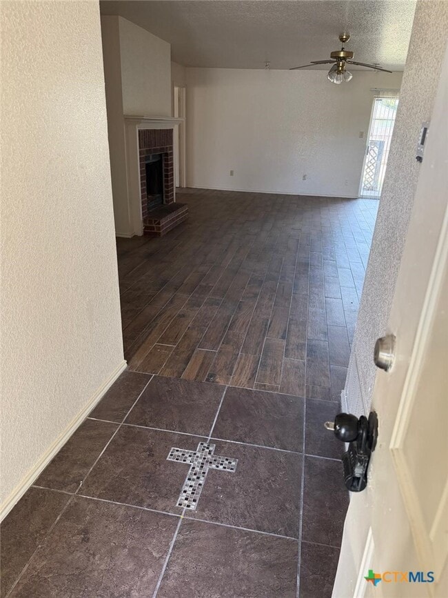 Building Photo - 4212 Embers Dr