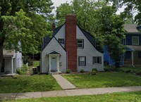 Building Photo - Duplex Near Rockhurst and UMKC – Perfect f...