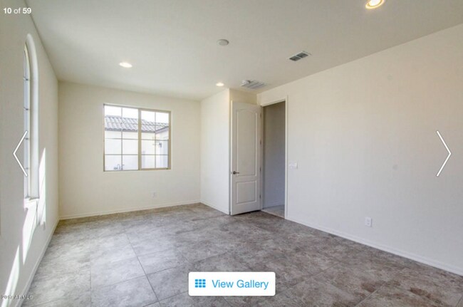 Building Photo - Stunning 5 BD, 4.5 BA home located in the ...
