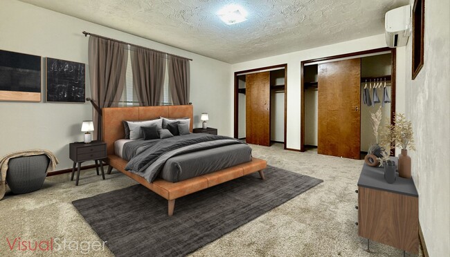 Building Photo - Two Bedroom Townhome with AC, Garage & Ful...