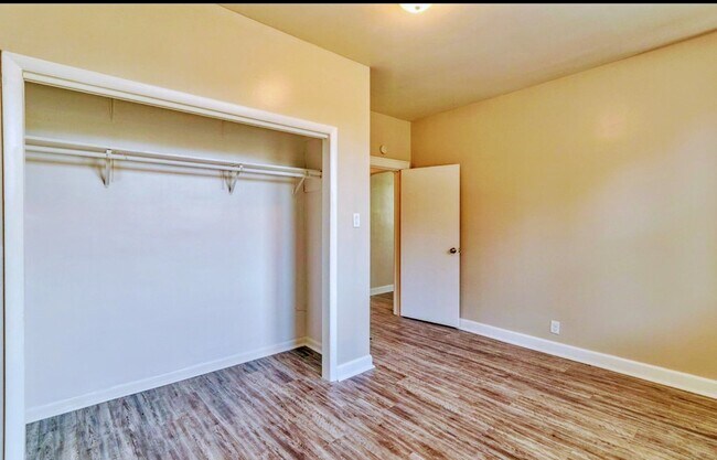 Building Photo - 1263 Washington Ave