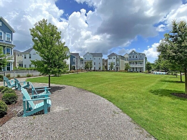 Building Photo - 1658 Indy Dr