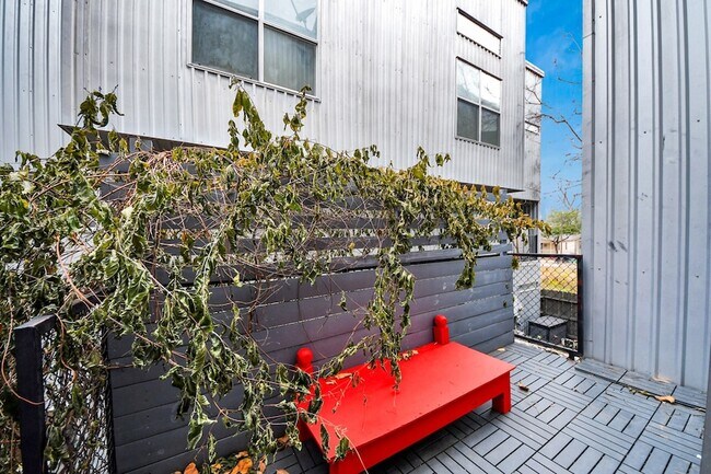Building Photo - 1428 Bailey St
