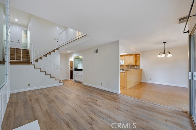 Building Photo - 838 Glenwood Cir