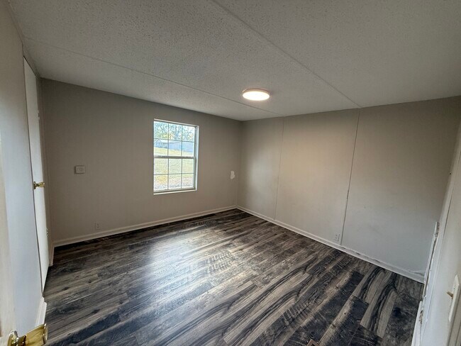 Building Photo - 1025 Union Hill Church Rd