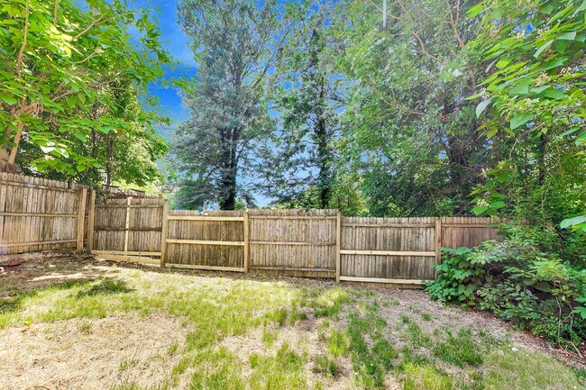 Building Photo - Spacious Deanwood Single-Family Home with Off-Street Parking