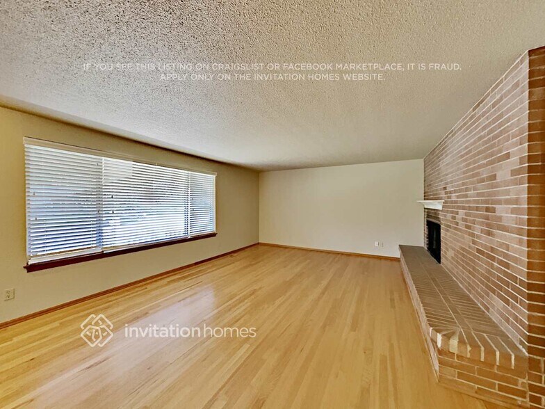 Building Photo - 617 S 301st St