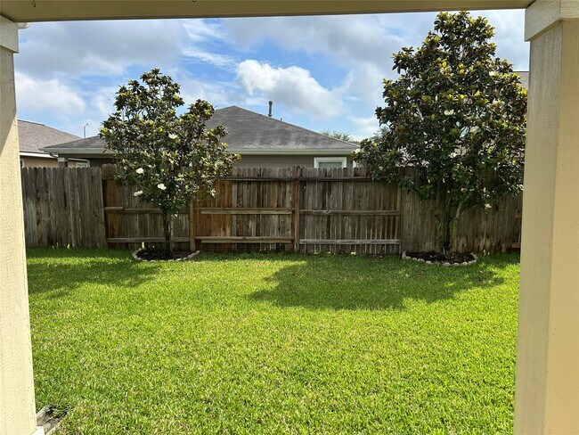 Building Photo - 29314 Legends Bluff Dr