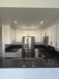 Building Photo - 35 Santa Agatha