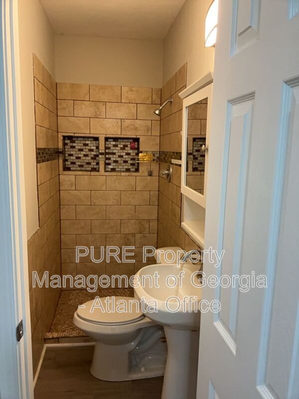 Building Photo - 2190 Kennesaw Due West Rd NW