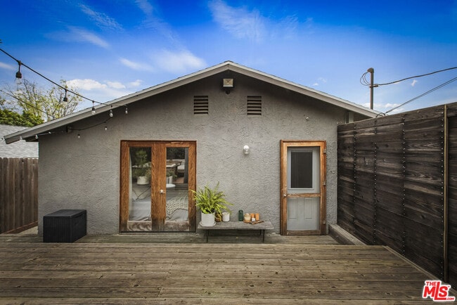 Building Photo - 5215 Almaden Dr