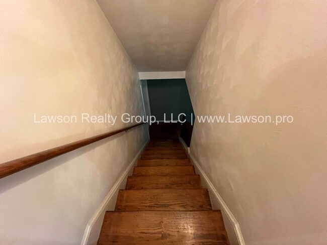 Building Photo - Nature Lover's Paradise-Easy Access to Vin...