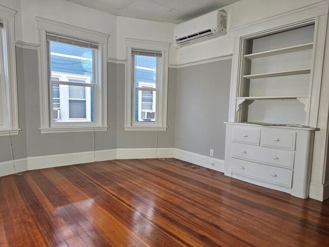 Building Photo - 64 Prichard Ave