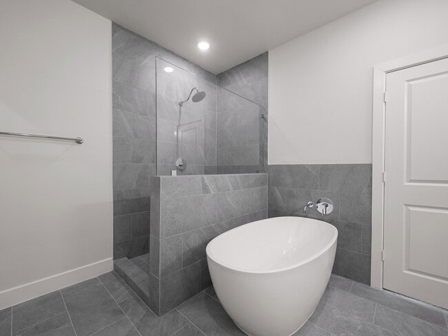 Building Photo - 1518 Colonial Gorge Dr