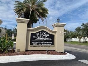 Building Photo - 1948 Lake Atriums Cir
