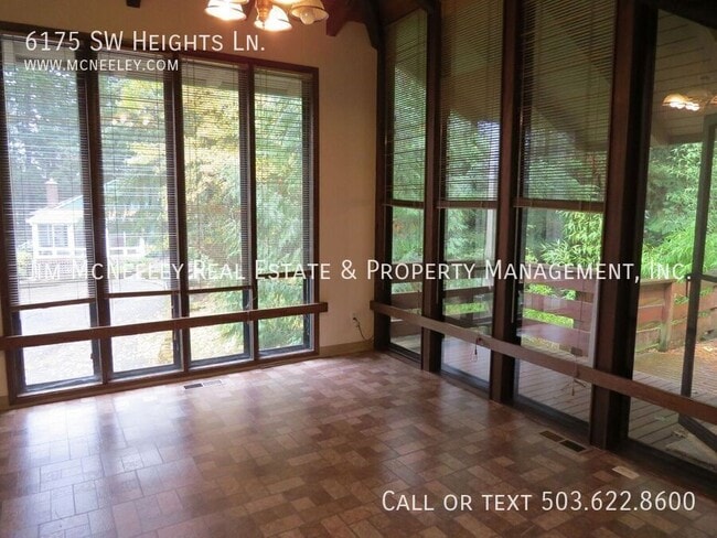 Building Photo - 6175 SW Heights Ln