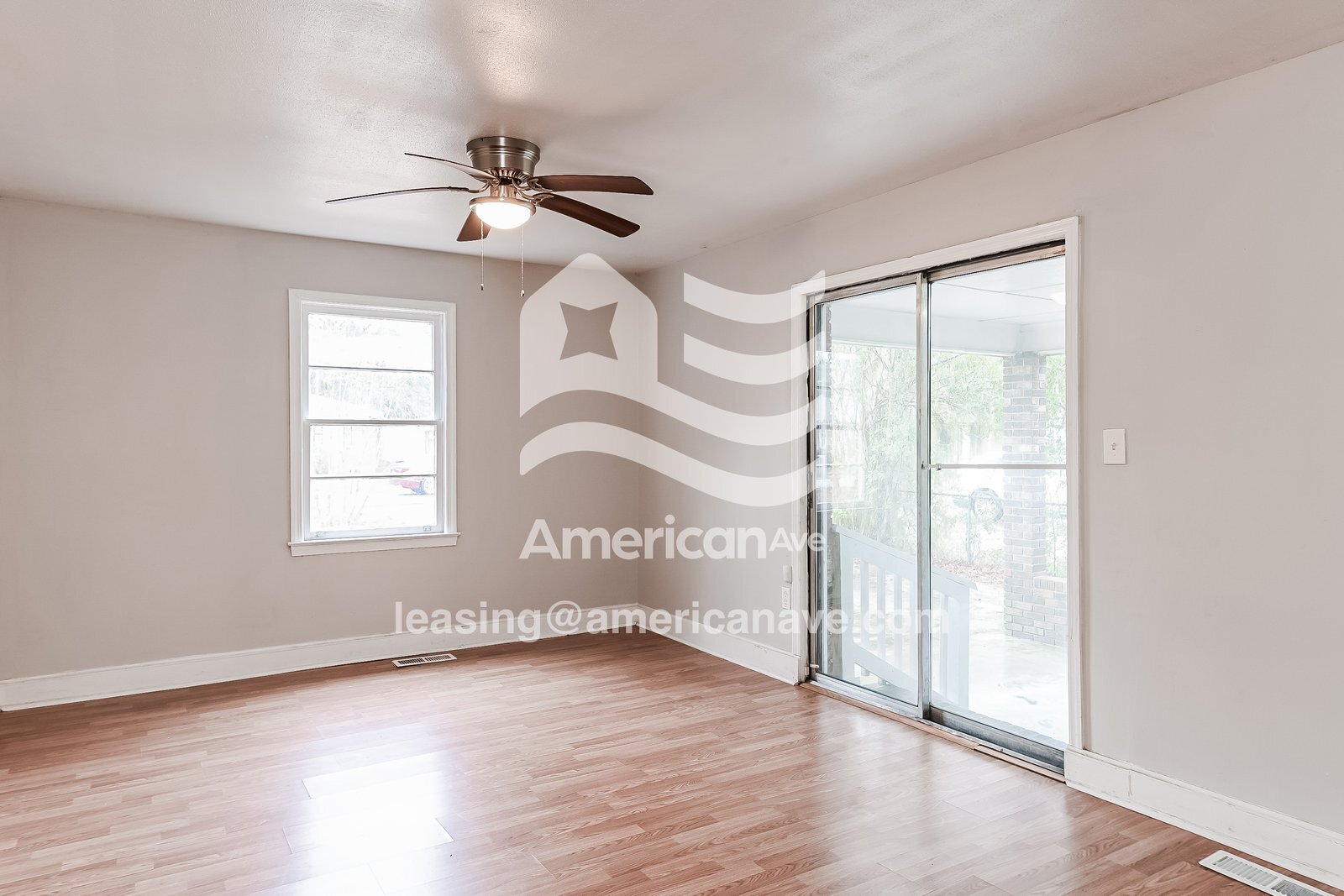 Building Photo - 514 Warren St