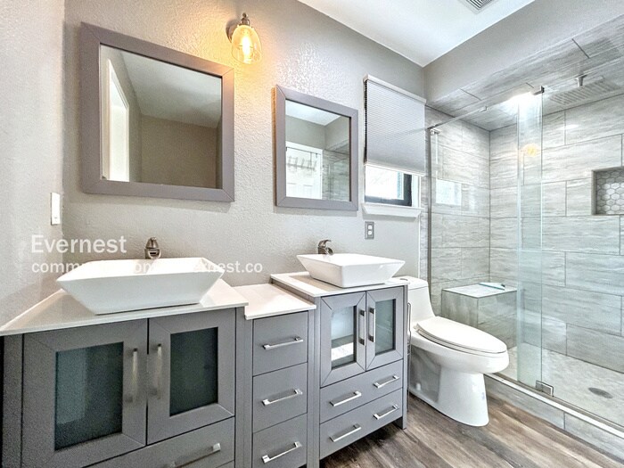 Building Photo - 107 Blue Ridge Trail