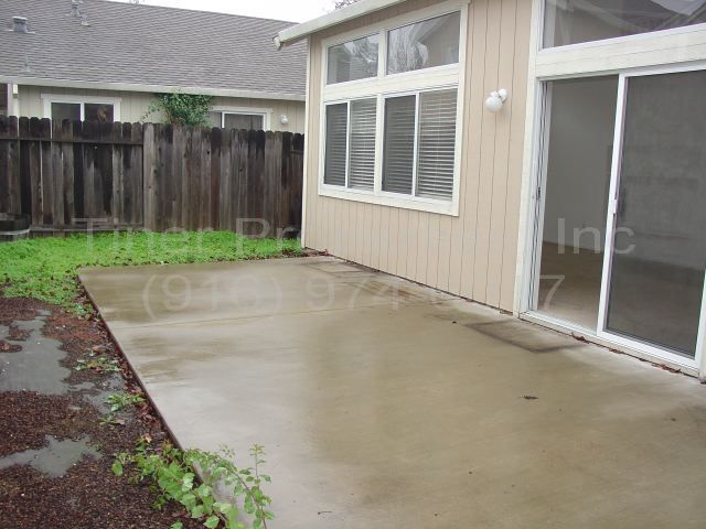 Building Photo - Laguna Gated Community