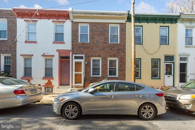 Building Photo - 824 N Judson St