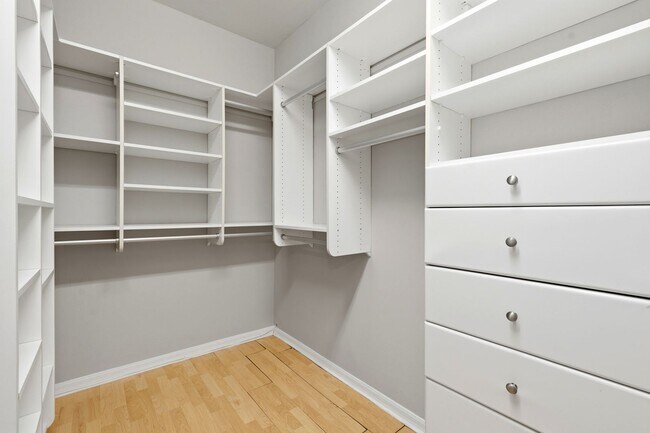 Building Photo - 162 SW 145th Dr