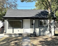 Building Photo - Charming Newly Renovated Richland Home – A...