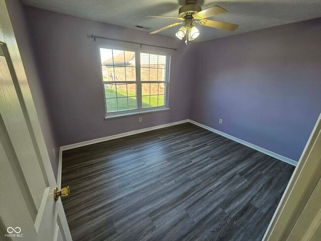 Building Photo - 385 Polk Manor Dr