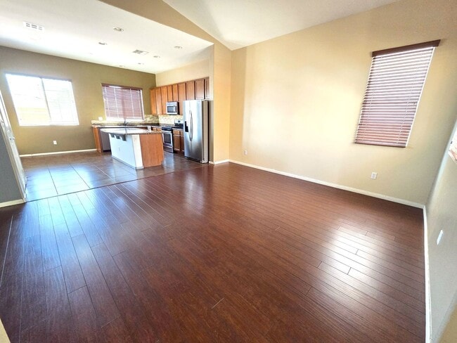 Building Photo - 3 Bedroom Single Story in Providence Gated Community