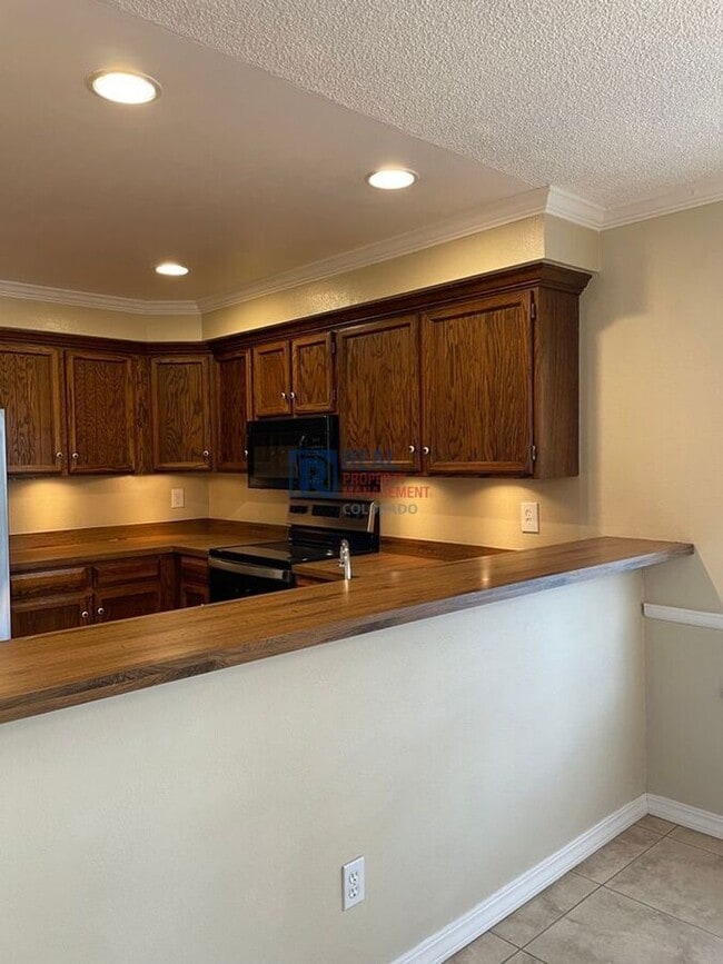 Building Photo - 2783 W Long Dr