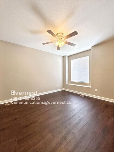 Building Photo - 550 Gallegos Cir