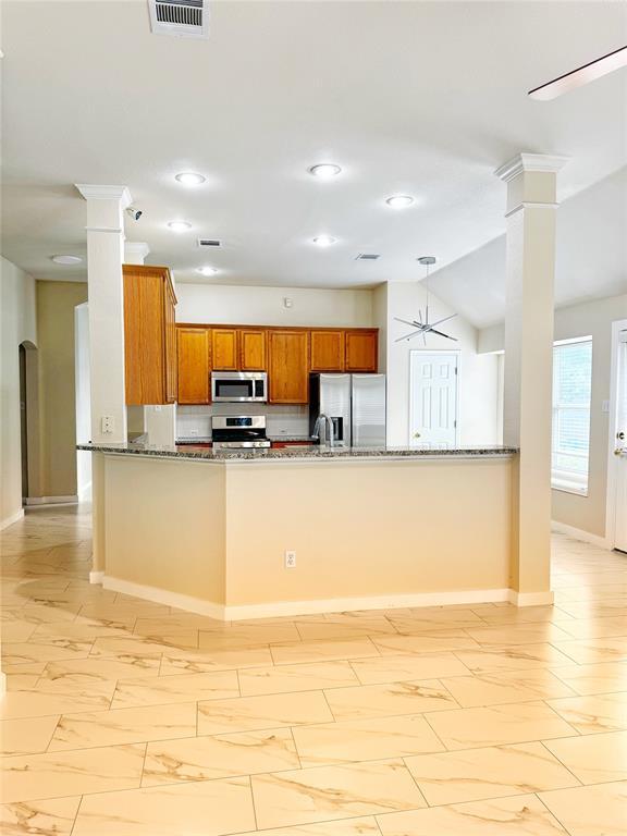 Building Photo - 1811 Montana Sky Dr
